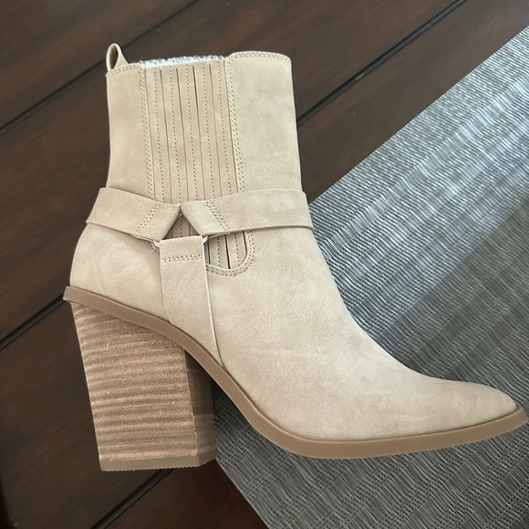 NWT DV Dolce Vita Nilano western Boots size 8 - Picture 2 of 6